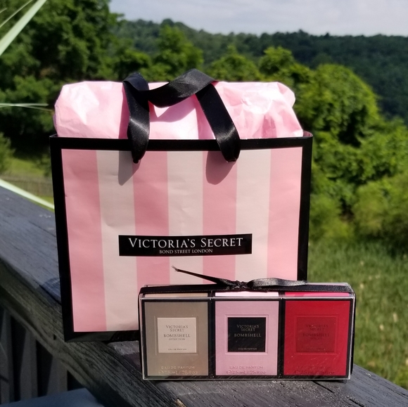 Victoria's Secret Other - Victoria's Secret Bombshell 3PC Gift Set